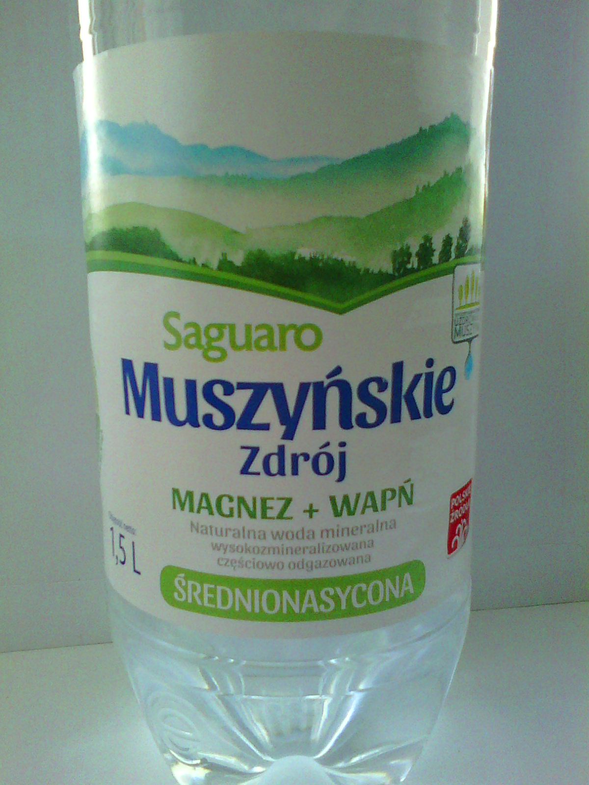 Woda mineralna rednio gazowana Muszyskie Zdrj SAGUARO